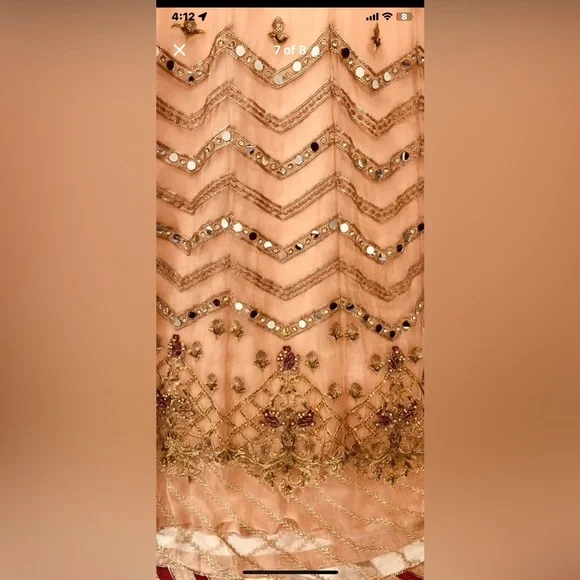 Three pieces Embroidered Maxi shalwar and dupatta dress size medium. - Picture 6 of 7